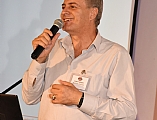 כאן יש תמונה